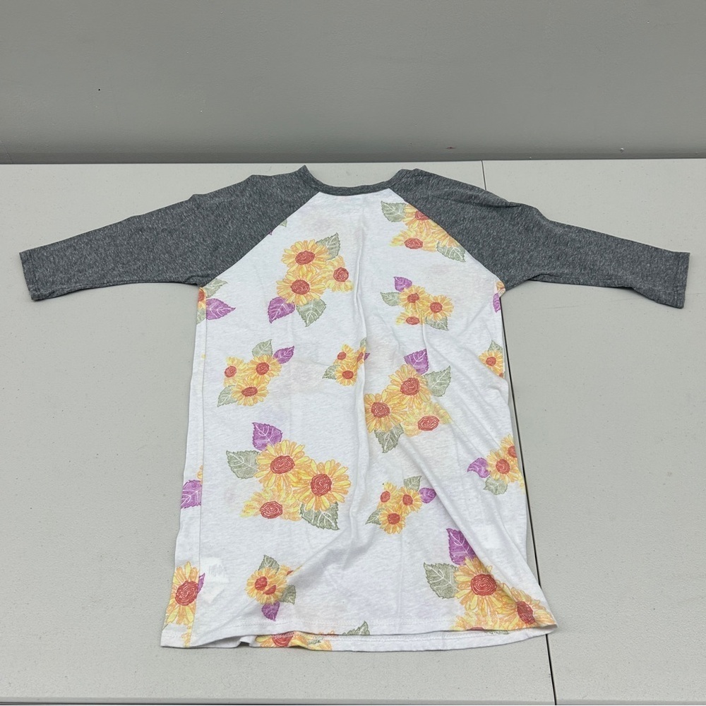 LuLaRoe kids Gray and White Floral Top size 14
